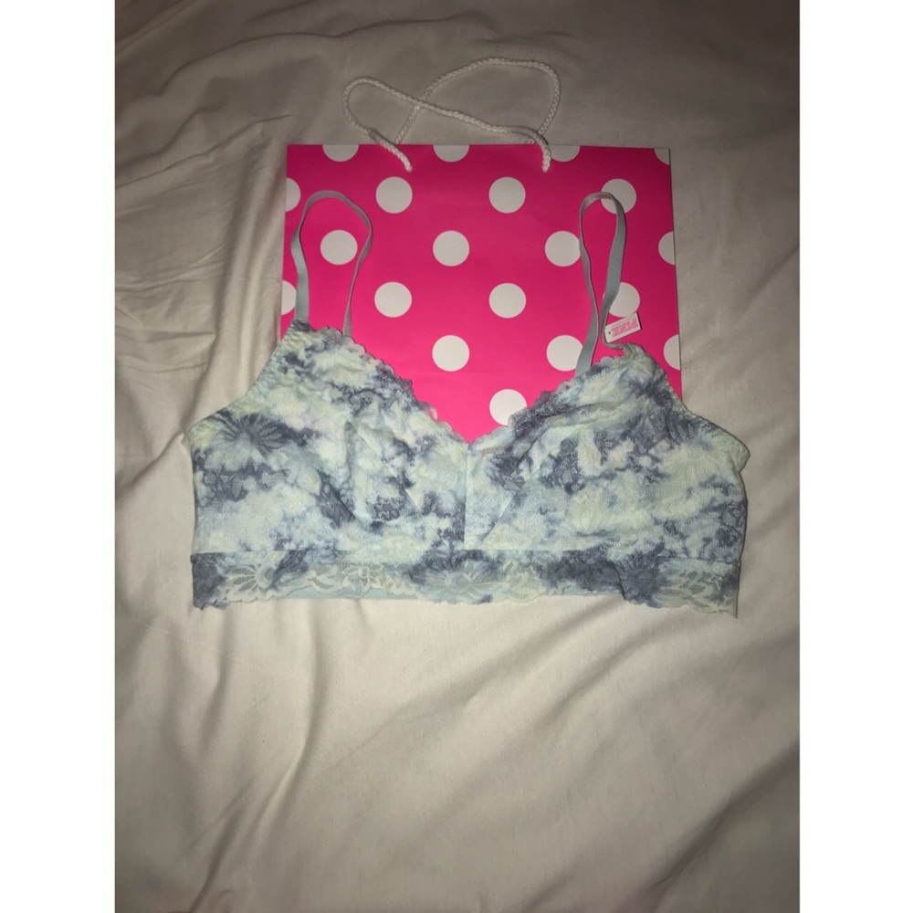 Brand New Victoria’s Secret Pink Bra